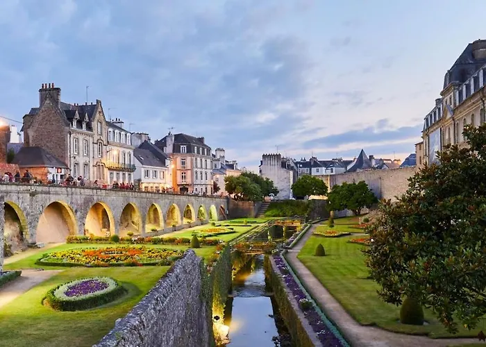 Appartement Lumineux Pres Des Remparts
